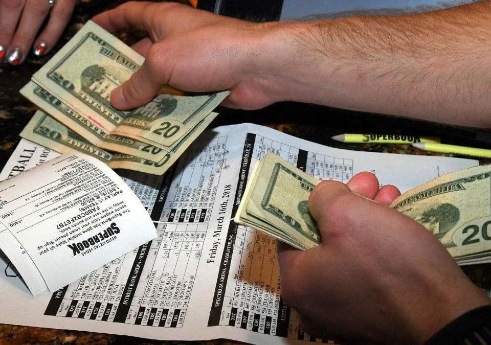 เดิมพัน